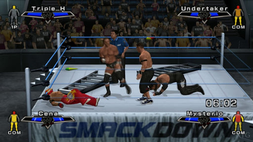 WWE SmackDown! vs. RAW 2007 + WWE New Years Revolution DVD (Italian Box - English in Game) PS2